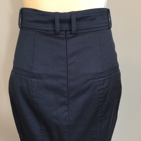 AKRIS punto pencil gray belted midi skirt, size 4(runs small) - Picture 5 of 8